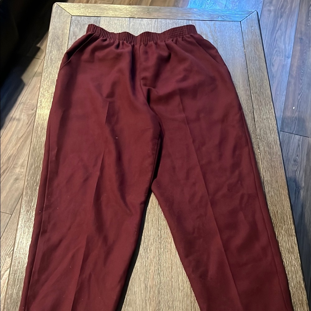 Briggs New York Maroon Joggers